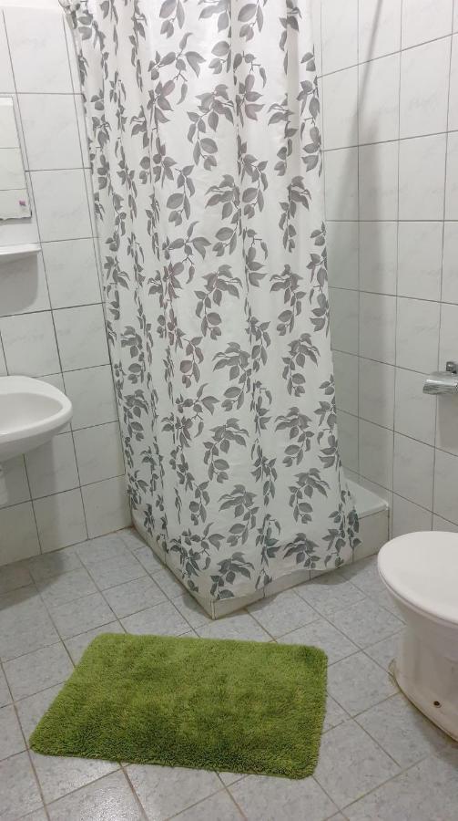 Aqua Hostel Siófok Buitenkant foto