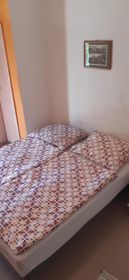 Aqua Hostel Siófok Buitenkant foto